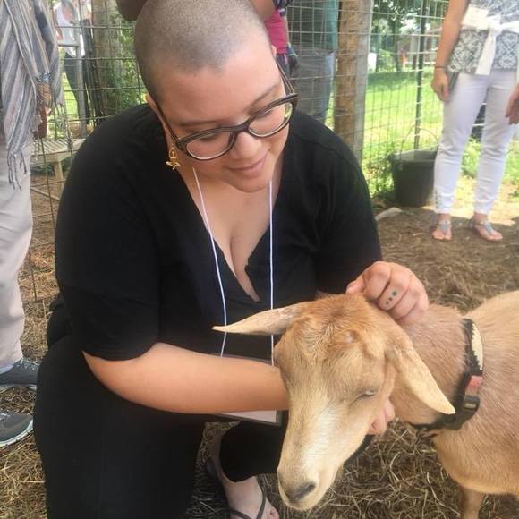 Meet your Posher, Marieli - Picture 1 of 1